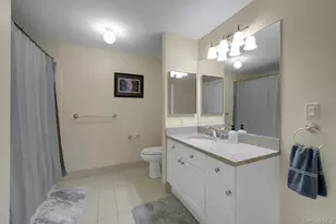 300 Mamaroneck Ave, White Plains, NY 10605 - Photo 23