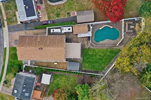 19 8th St, Hicksville, NY 11801 - Photo 39