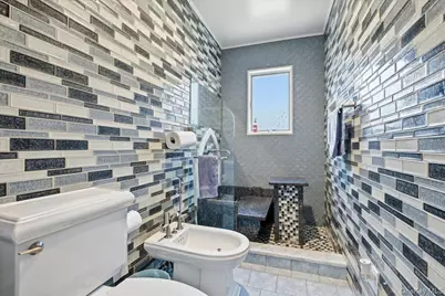 19 8th Street, Hicksville, NY 11801 - Photo 23