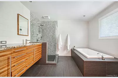 8 Foxglove Road, East Hampton, NY 11937 - Photo 11