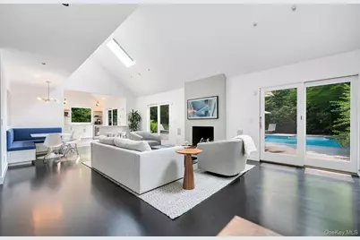 8 Foxglove Road, East Hampton, NY 11937 - Photo 7