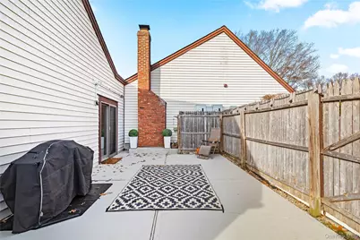 93 Gauguin Court #93, Middle Island, NY 11953 - Photo 15