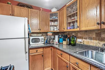 218-12 43rd Avenue #2E, Bayside, NY 11361 - Photo 9