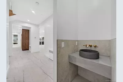 22 Johnson Street, Spring Valley, NY 10977 - Photo 17