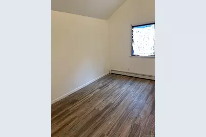 178 Commack Road, Deer Park, NY 11729 - Photo 7