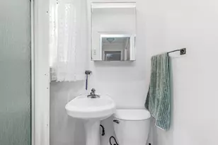 4613 Carpenter Ave, Bronx, NY 10470 - Photo 15