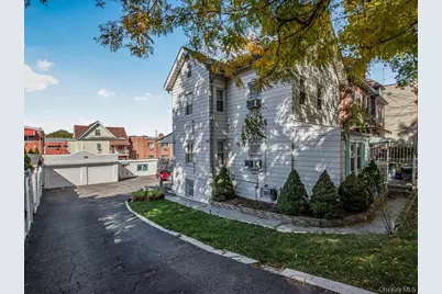 4613 Carpenter Avenue, Bronx, NY 10470 - Photo 3