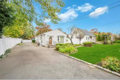 182 Commack Road, Deer Park, NY 11729 - Photo 3