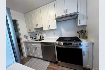 121 N Broadway #11E, White Plains, NY 10603 - Photo 5