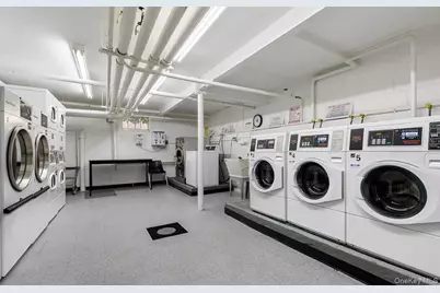 121 N Broadway #11E, White Plains, NY 10603 - Photo 11