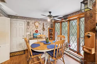 186 Jamaica Ave, Medford, NY 11763 - Photo 11