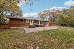 186 Jamaica Ave, Medford, NY 11763 - Photo 29