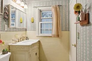 186 Jamaica Ave, Medford, NY 11763 - Photo 25