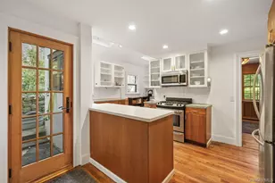 40 Holland Pl, Hartsdale, NY 10530 - Photo 11