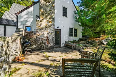 40 Holland Place, Hartsdale, NY 10530 - Photo 27