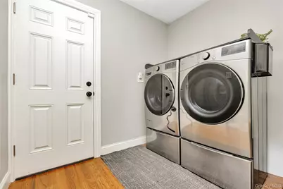 3256 Park Avenue, Wantagh, NY 11793 - Photo 15