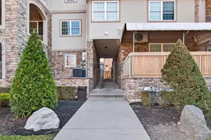 1310 Parkview Dr, Spring Valley, NY 10977 - Photo 3