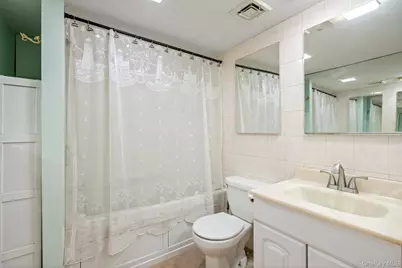 113 Overlook Drive, Mastic, NY 11950 - Photo 19