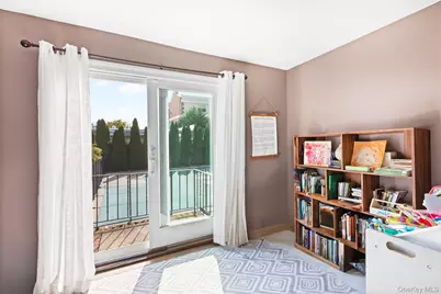 10 Maple Avenue, Patchogue, NY 11772 - Photo 19