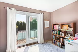 10 Maple Ave, Patchogue, NY 11772 - Photo 19