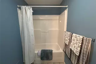 1661 Old Country Rd, Riverhead, NY 11901 - Photo 21