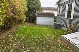 1661 Old Country Rd, Riverhead, NY 11901 - Photo 35