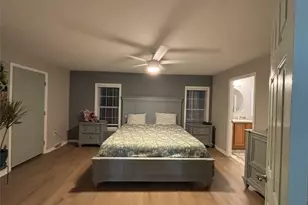 1661 Old Country Rd, Riverhead, NY 11901 - Photo 23