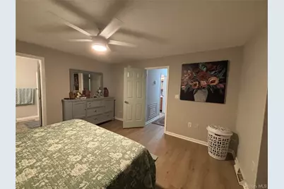 1661 Old Country Road #506, Riverhead, NY 11901 - Photo 25