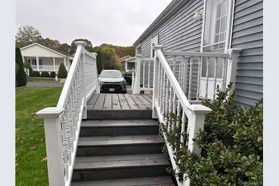 1661 Old Country Road #506, Riverhead, NY 11901 - Photo 33