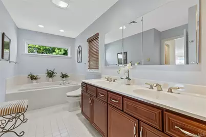 882 Heritage Hills #B, Somers, NY 10589 - Photo 21