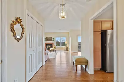 882 Heritage Hills #B, Somers, NY 10589 - Photo 3