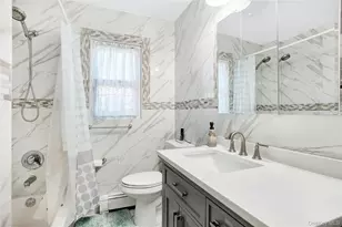 222-35 Davenport Ave, Queens Village, NY 11428 - Photo 23