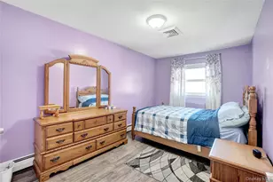 222-35 Davenport Ave, Queens Village, NY 11428 - Photo 21
