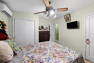 24612 86th Road, Bellerose, NY 11426 - Photo 13