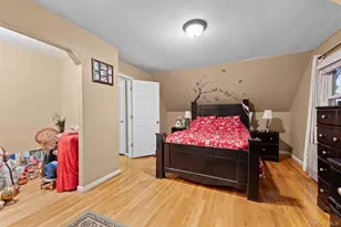 246-12 86th Rd, Bellerose, NY 11426 - Photo 17