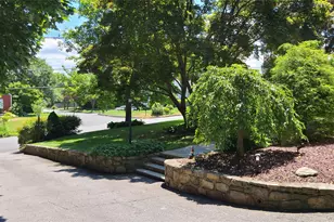 60 Haviland Ln, White Plains, NY 10605 - Photo 33