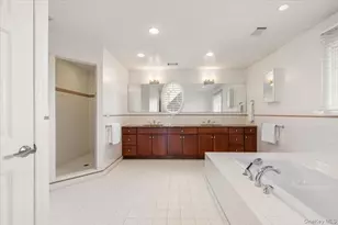 60 Haviland Ln, White Plains, NY 10605 - Photo 13