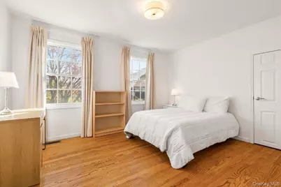 60 Haviland Lane, White Plains, NY 10605 - Photo 17