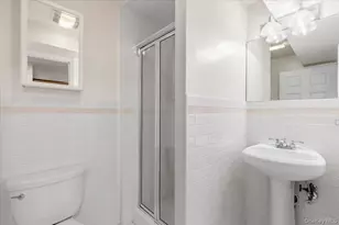 60 Haviland Ln, White Plains, NY 10605 - Photo 25