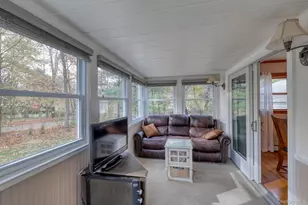 4 Irene Ct, Fishkill, NY 12524 - Photo 13