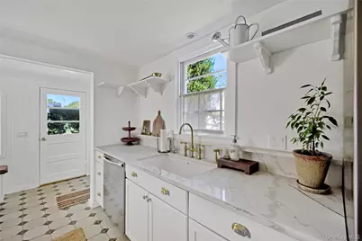 159 Jermain Avenue, Sag Harbor, NY 11963 - Photo 5