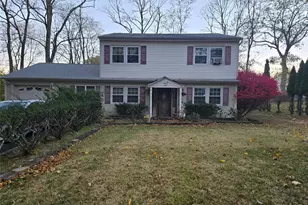 21 Carriage Ln, Hillcrest, NY 10977 - Photo 3