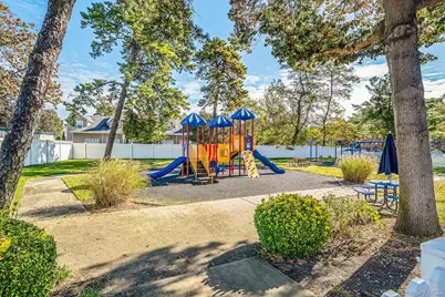 40 W 4th Street #62, Patchogue, NY 11772 - Photo 17