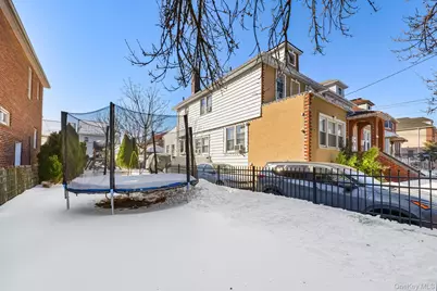 1831 Paulding Avenue, Bronx, NY 10462 - Photo 13