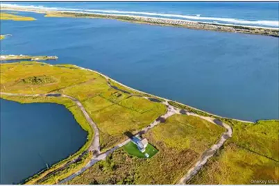 14 Huntington Drive, Mastic Beach, NY 11951 - Photo 21