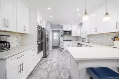 70 Denton Avenue, Lynbrook, NY 11563 - Photo 15