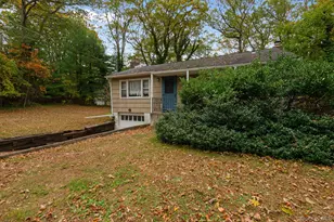 1 Printing House Cir, Northport, NY 11768 - Photo 3