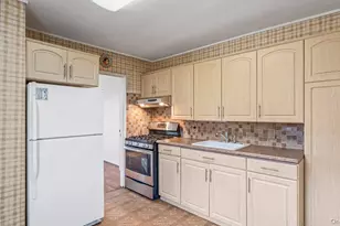 68-20 Selfridge St, Forest Hills, NY 11375 - Photo 7