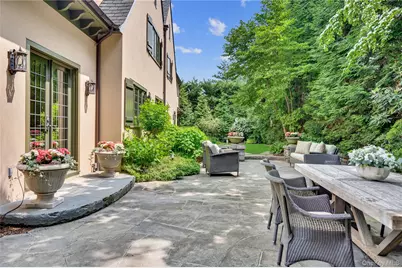 24 Homesdale Road, Bronxville, NY 10708 - Photo 29