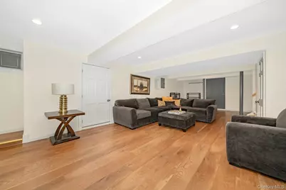 181-23 Henley Road, Jamaica, NY 11432 - Photo 35